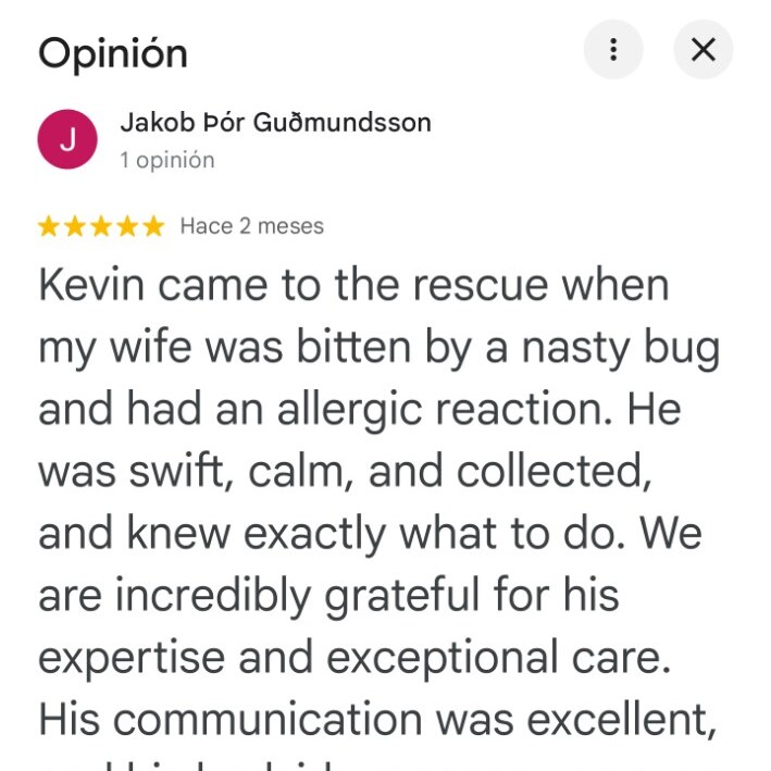 Google review by Jakob Þór Guðmundsson praising Dr. Kevin's quick and calm medical care